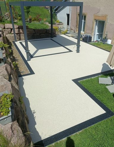 Rénovation terrasse extérieure moquette de pierre schirmeck