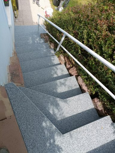 Rénovation escalier en granulats de marbre résine entreprise alsacienne revêtement drainant